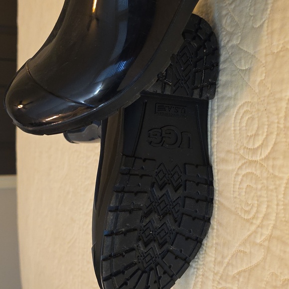 Ugg Shayw black rain boots - Picture 4 of 5